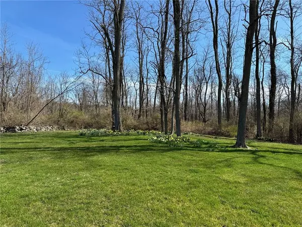 Millbrook, NY 12545,477 Canoe Hill RD