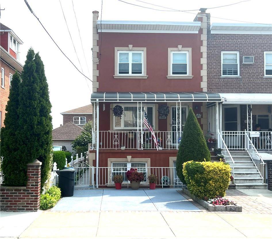 1018 Clarence AVE, Bronx, NY 10465