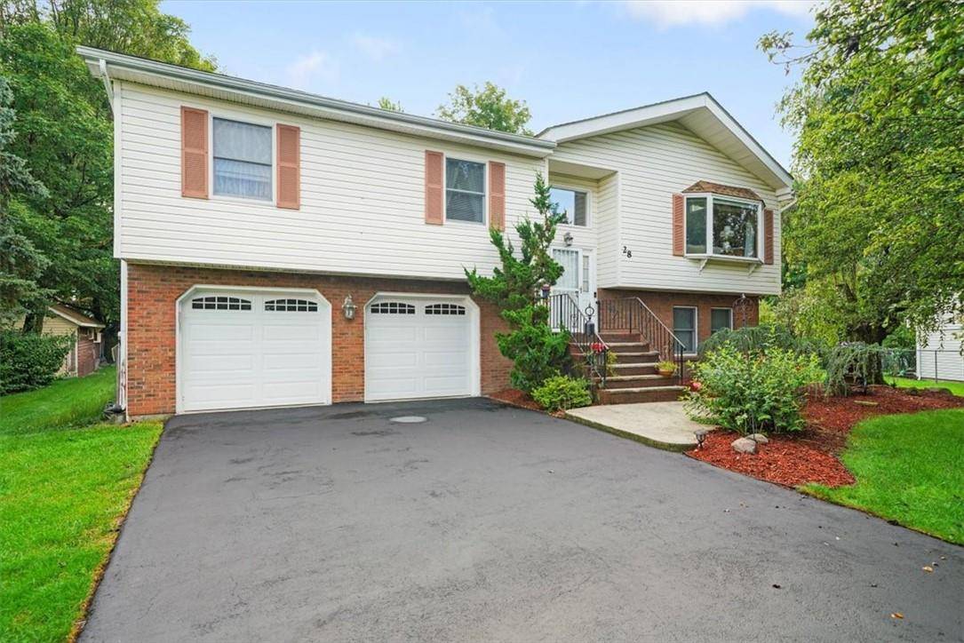 28 Shagbark ST, Middletown, NY 10941