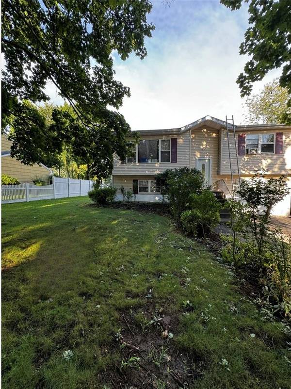 Nanuet, NY 10954,20 Drayton PL