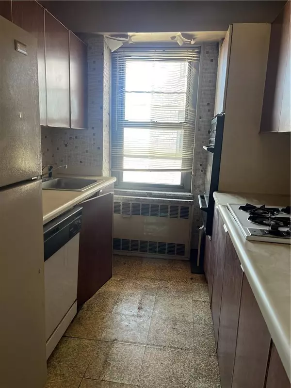 Bronx, NY 10451,1020 Grand Concourse #20G