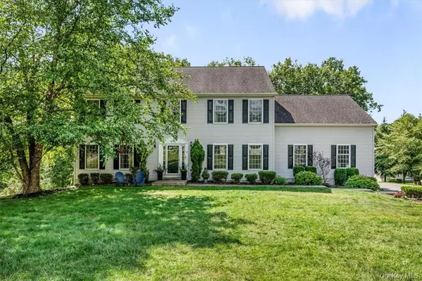 4 Carlisle CT, Highland Mills, NY 10930