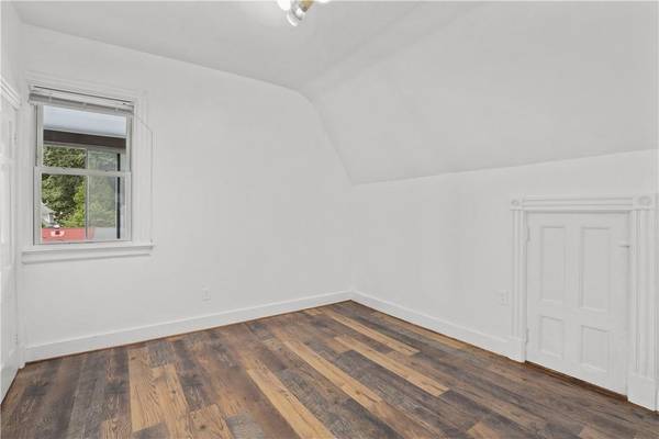 Katonah, NY 10536,131 Katonah AVE