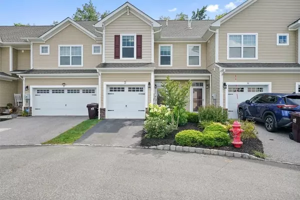 Middletown, NY 10940,24 Timberose CT