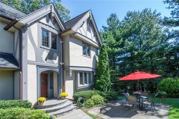 Bronxville, NY 10708,3 Merriam PL