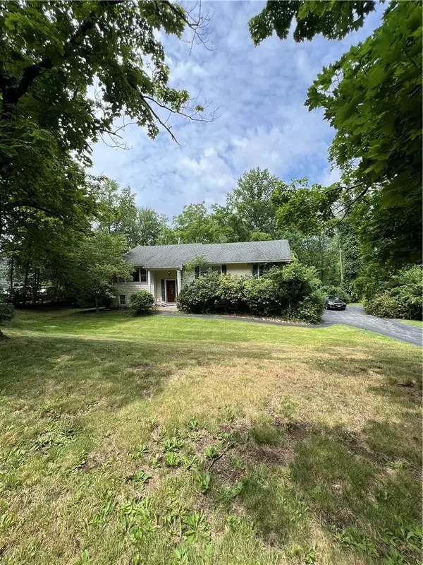 Yorktown Heights, NY 10598,2327 Vista CT