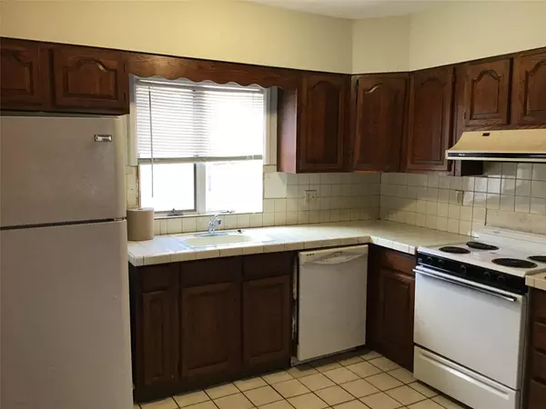 Newburgh, NY 12550,325 Powell AVE