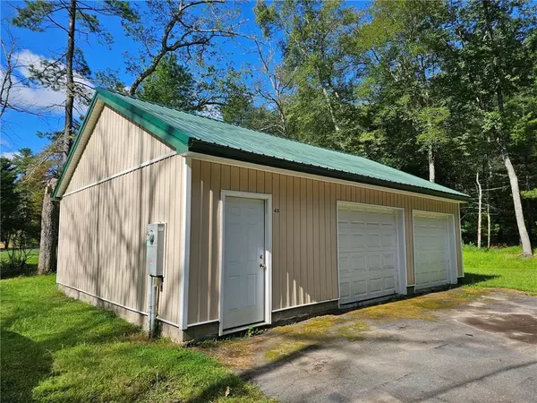 Eldred, NY 12732,48 Collins RD