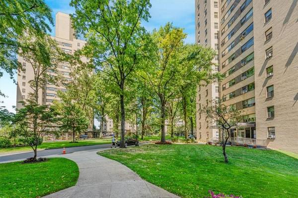 9 Fordham Hill OVAL #12E, Bronx, NY 10468