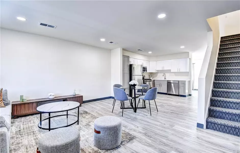 43 LEVY PL, Saugerties, NY 12477