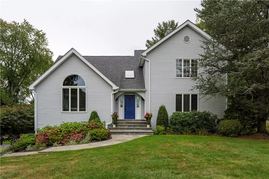 612 N Lake BLVD, Mahopac, NY 10541