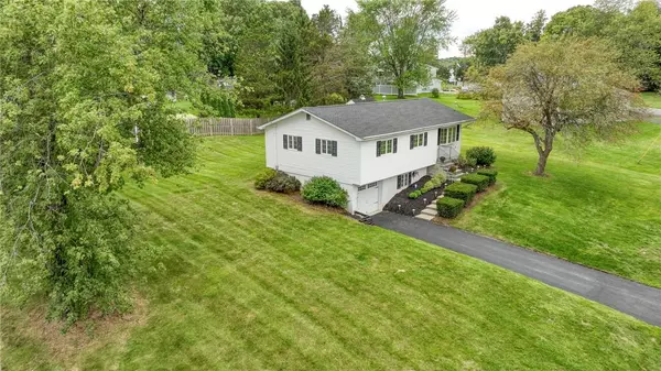 Chester, NY 10918,17 Surrey RD