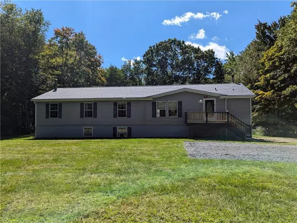 Highland, NY 12528,8 Raven CT