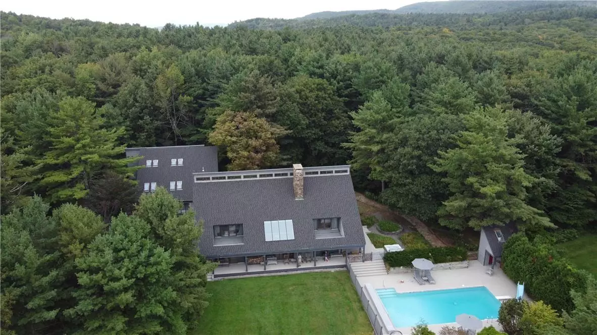 Canaan, NY 12029,126 Shaker Ridge DR