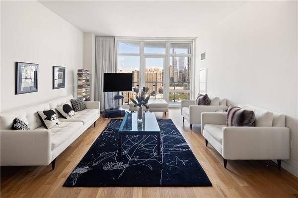 555 W 59th ST #23A, New York (manhattan), NY 10019