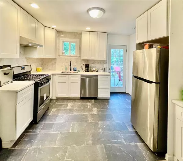 Walden, NY 12586,47 Valley AVE
