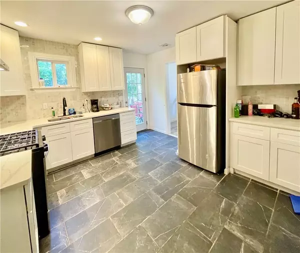 Walden, NY 12586,47 Valley AVE