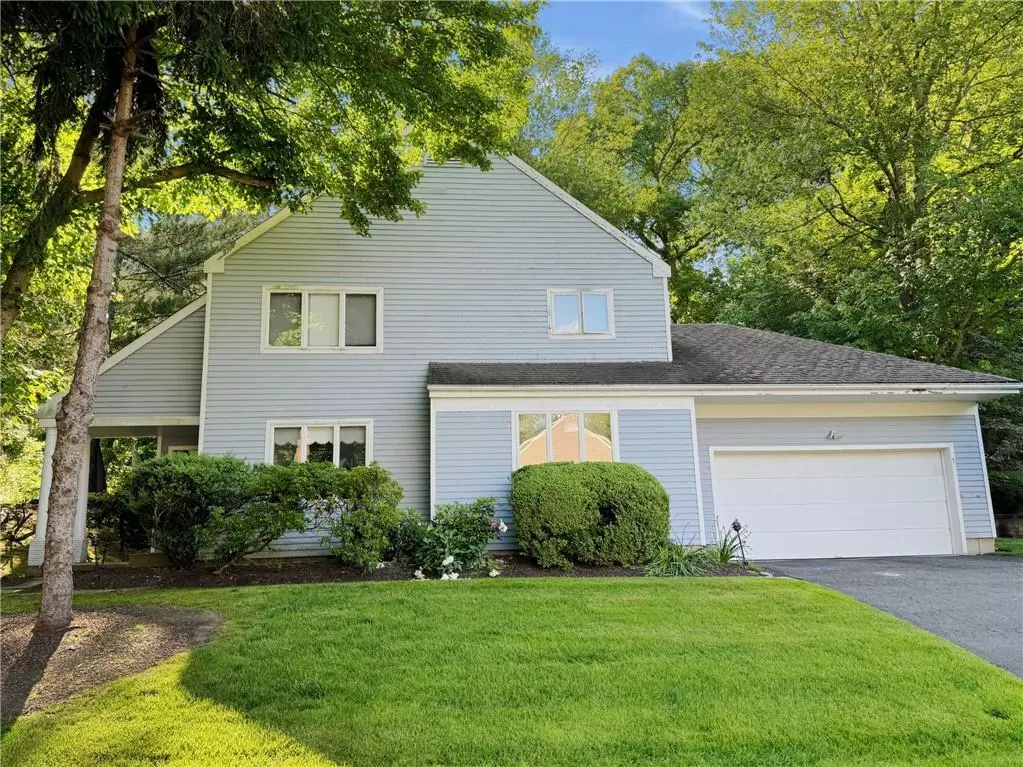 Briarcliff Manor, NY 10510,1 Elizabeth CT