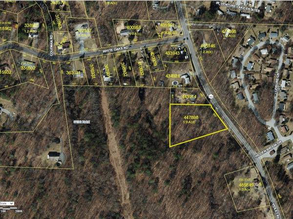 Hyde Park, NY 12538,999 Violet AVE