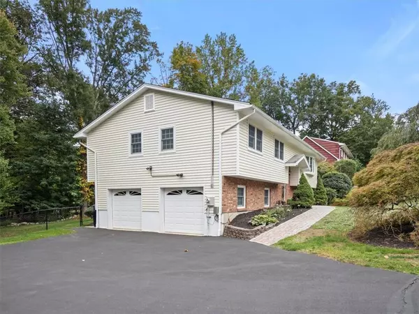 Pearl River, NY 10965,39 Paul CT