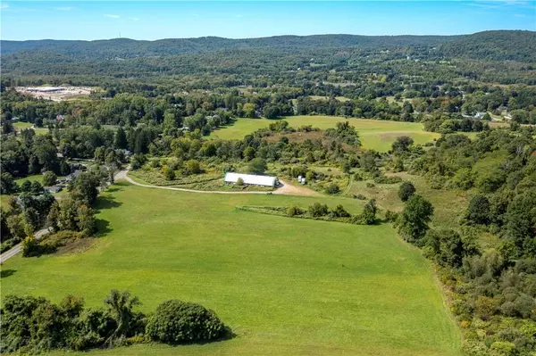 Pawling, NY 12564,57 Quaker Hill RD