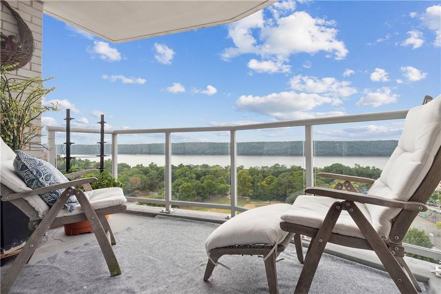 3333 Henry Hudson Pkwy #18J, Bronx, NY 10463