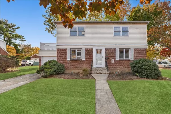 54 Kane AVE, Hempstead, NY 11550