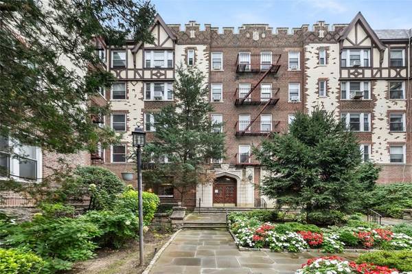 1470 Midland AVE #3P, Bronxville, NY 10708