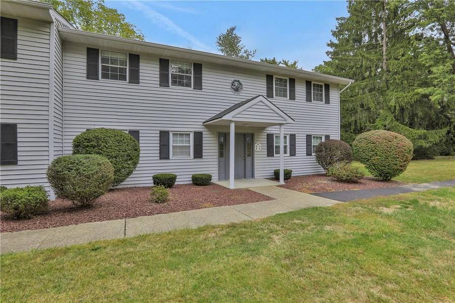 14 Fern CT #H, Fishkill, NY 12524