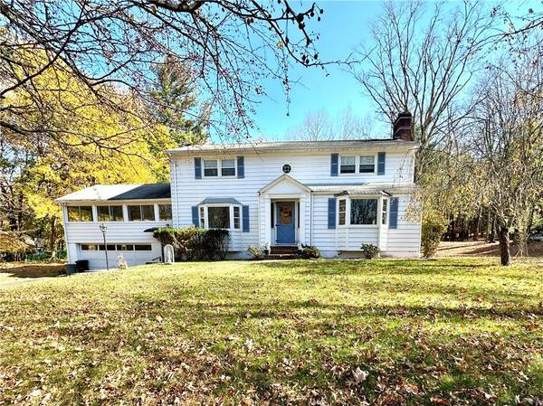 Blauvelt, NY 10913,553 Greenbush RD