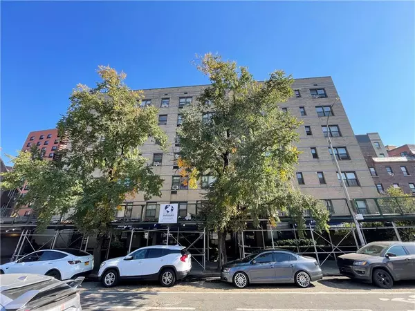 Bronx, NY 10458,3184 Grand Concourse #6H