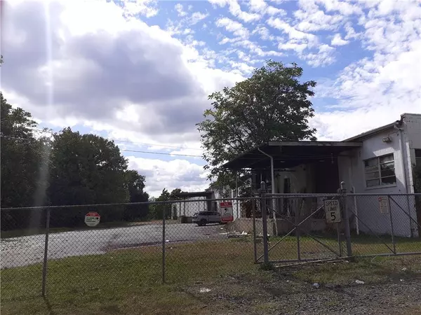 Middletown, NY 10940,20 Industrial PL