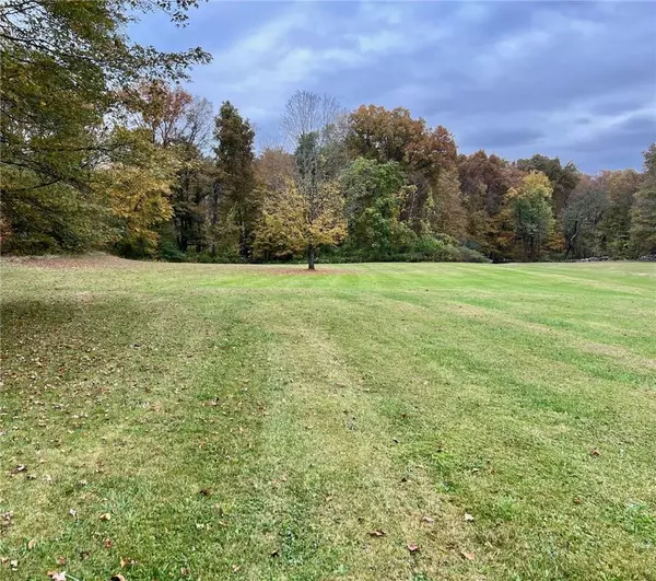 Pleasant Valley, NY 12569,36 Rossway RD