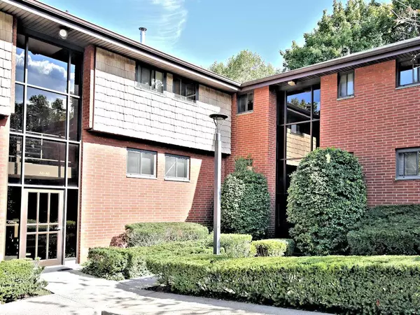 70 West ST #B12, Harrison, NY 10528