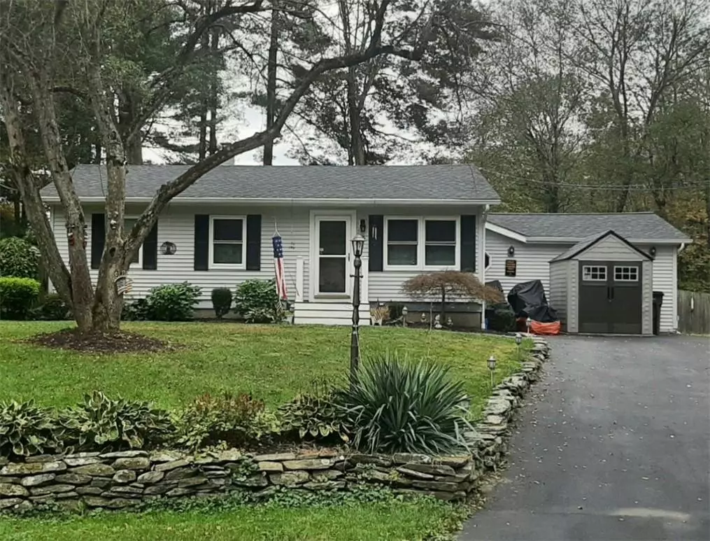 Hyde Park, NY 12538,15 Crum Elbow DR