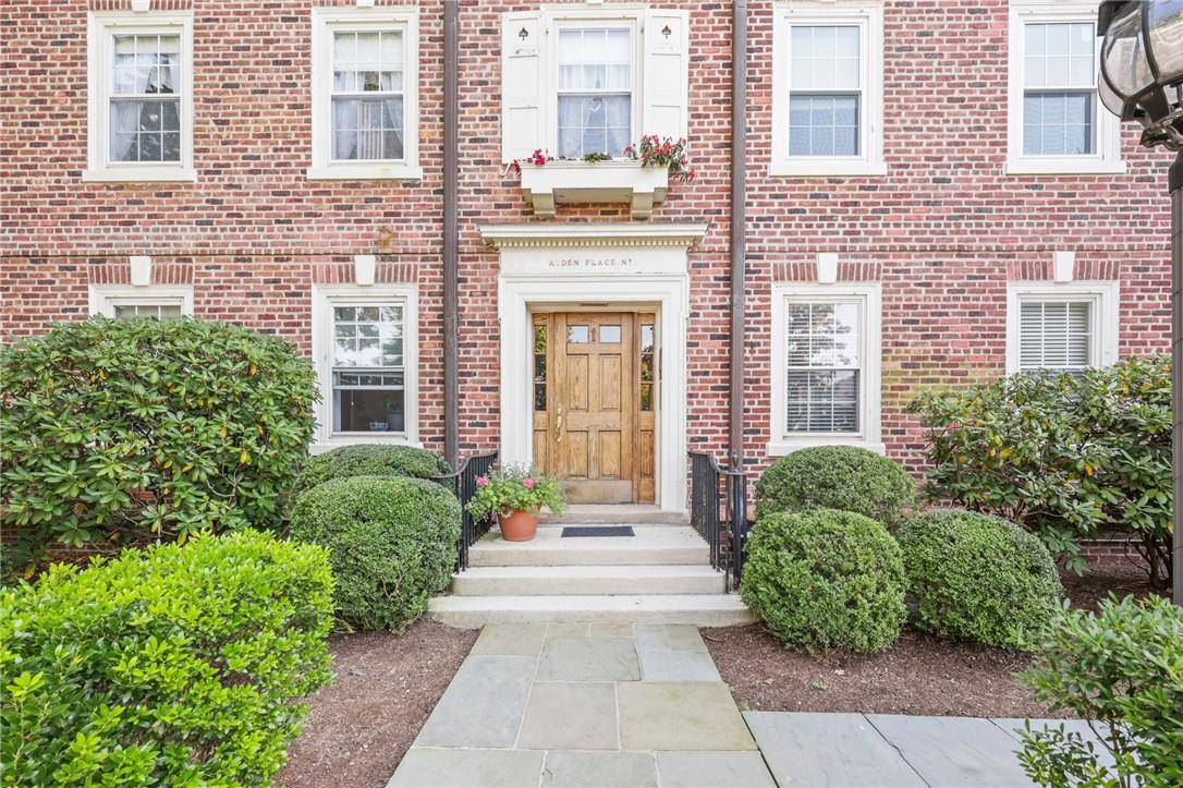 1 Alden PL #4A, Bronxville, NY 10708