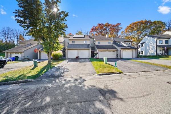 Florida, NY 10921,132 Country Club DR