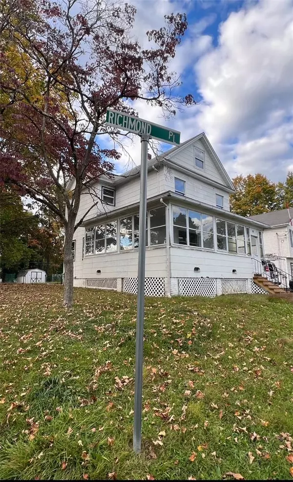 Middletown, NY 10940,53 Richmond PL