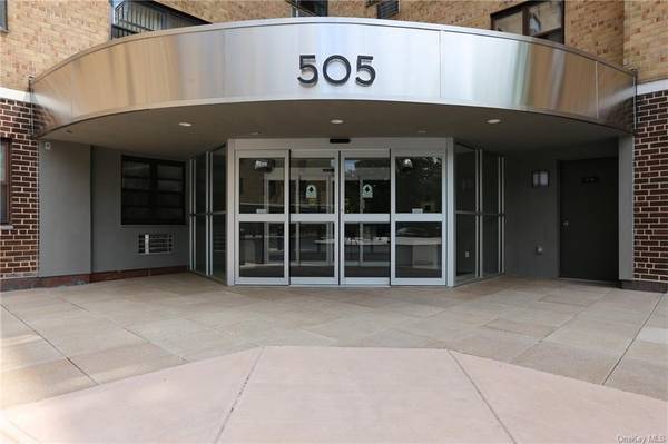 505 Central AVE #323, White Plains, NY 10606