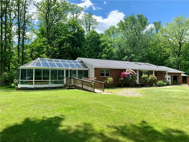 30 Doctor DR, Wurtsboro, NY 12790