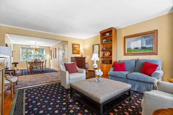 Bronxville, NY 10708,65 Rockledge RD #2H