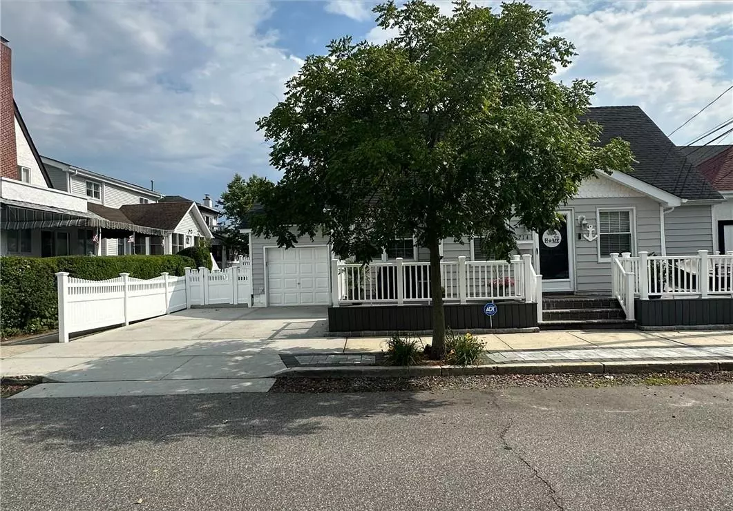 Long Beach, NY 11561,714 W Walnut ST