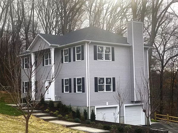 Cortlandt Manor, NY 10567,13 E Hill ST