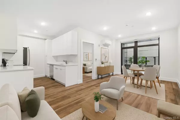 White Plains, NY 10601,199 E Post RD #306