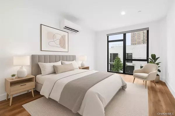 White Plains, NY 10601,199 E Post RD #206