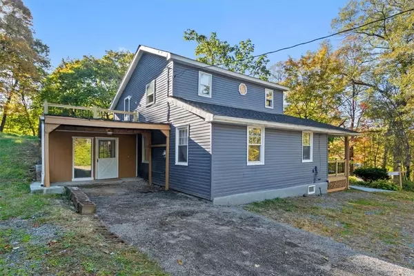 Rhinebeck, NY 12474,27 Denu WAY