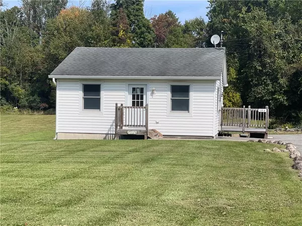 Warwick, NY 10990,184 Pine Island TPKE