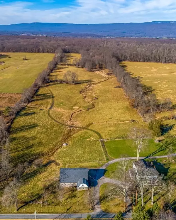 Gardiner, NY 12525,1294 Albany Post RD