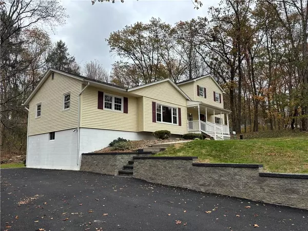 Hyde Park, NY 12538,60 Luty DR