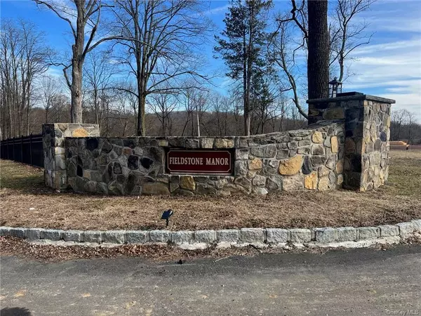 1713 Jessica CT, Mohegan Lake, NY 10547
